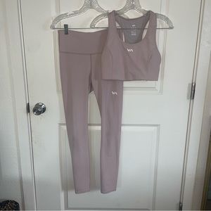 RVCA Essentials Sports Bra and Leggings Set (Medium)